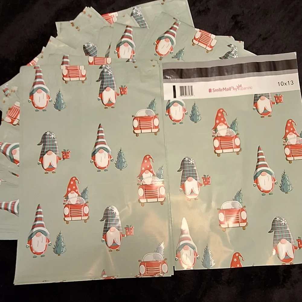 20ct. 10x13 Christmas Gnomes Polymailers Random Thank You Cards And Stickers